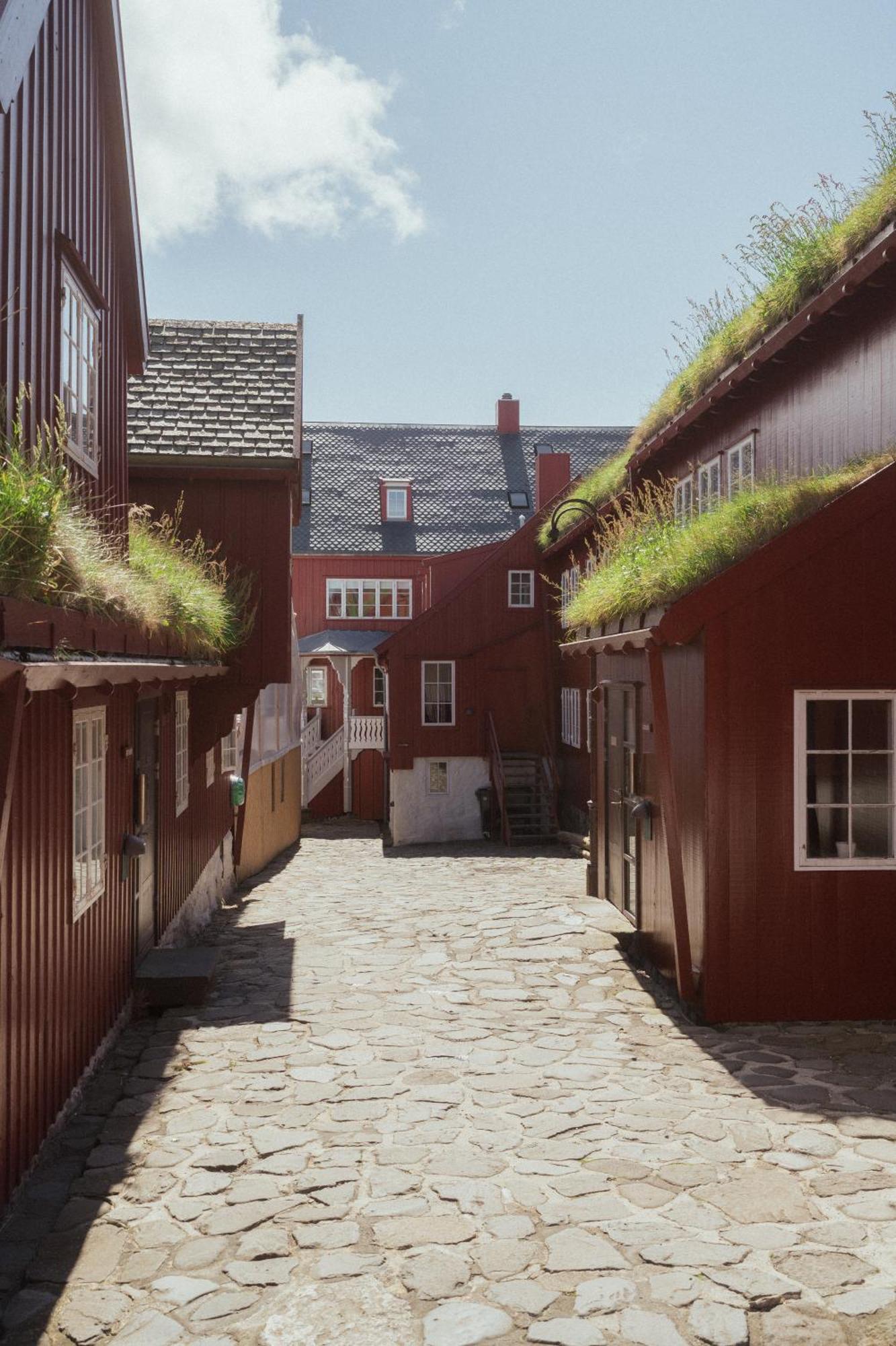 Torsgota Guesthouse - In The Heart Of Tórshavn Zewnętrze zdjęcie